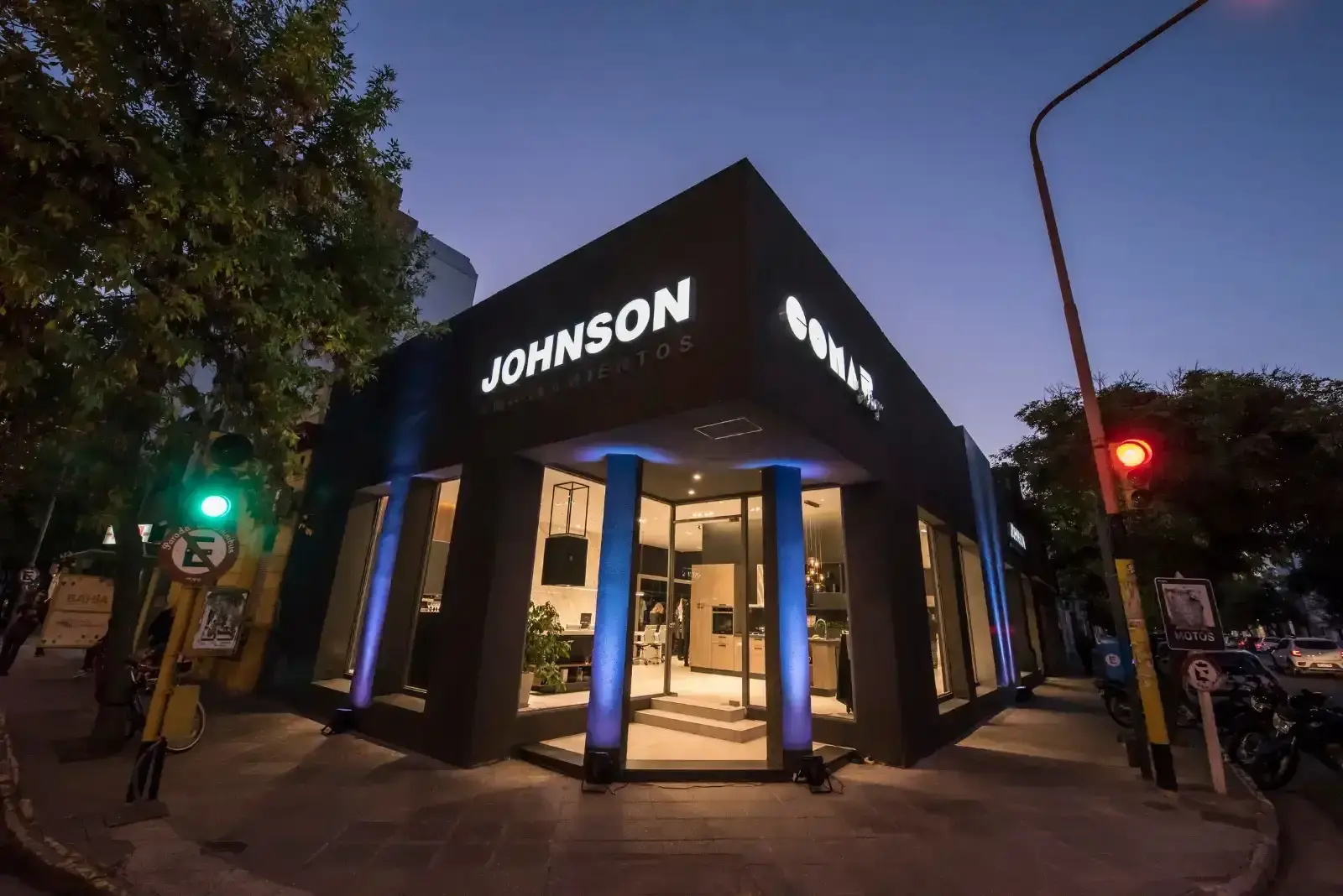 División Johnson Amoblamientos